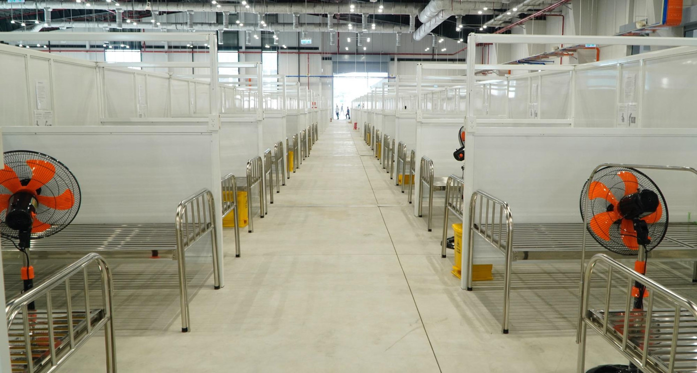 Bệnh viện dã chiến Bình Dương sẵn sàng hoạt động sau 5 ngày thi công thần tốc Bệnh viện dã chiến Bình Dương sẵn sàng hoạt động sau 5 ngày thi công thần tốc