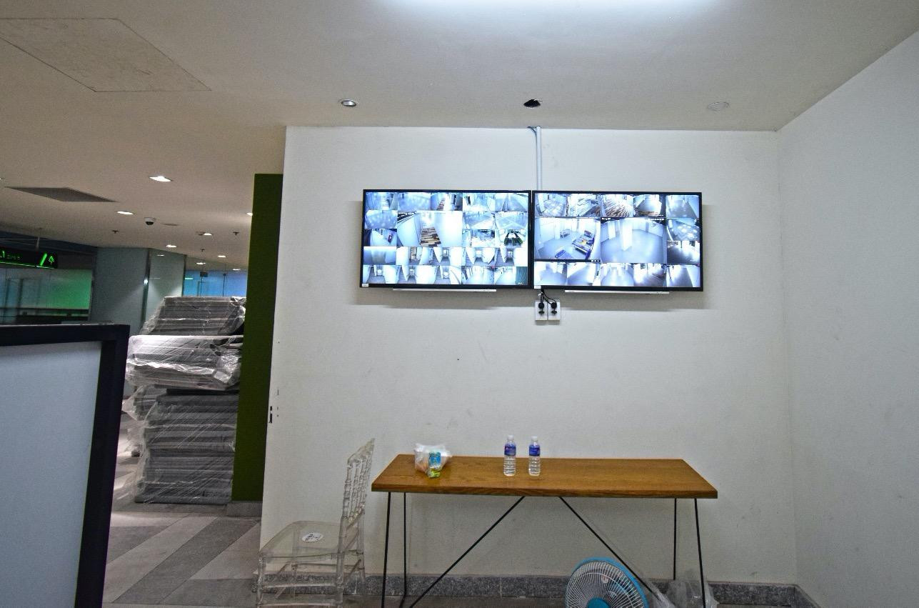 Theo dõi qua hệ thống camera