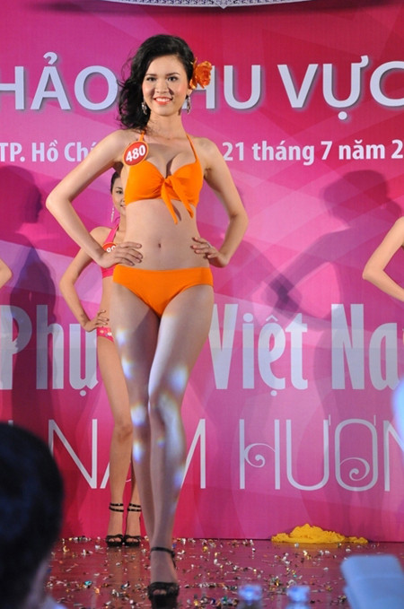 15 thí sinh KV phía Nam vào chung kết&nbsp;Hoa hậu Việt Nam&nbsp;2010 ảnh 21