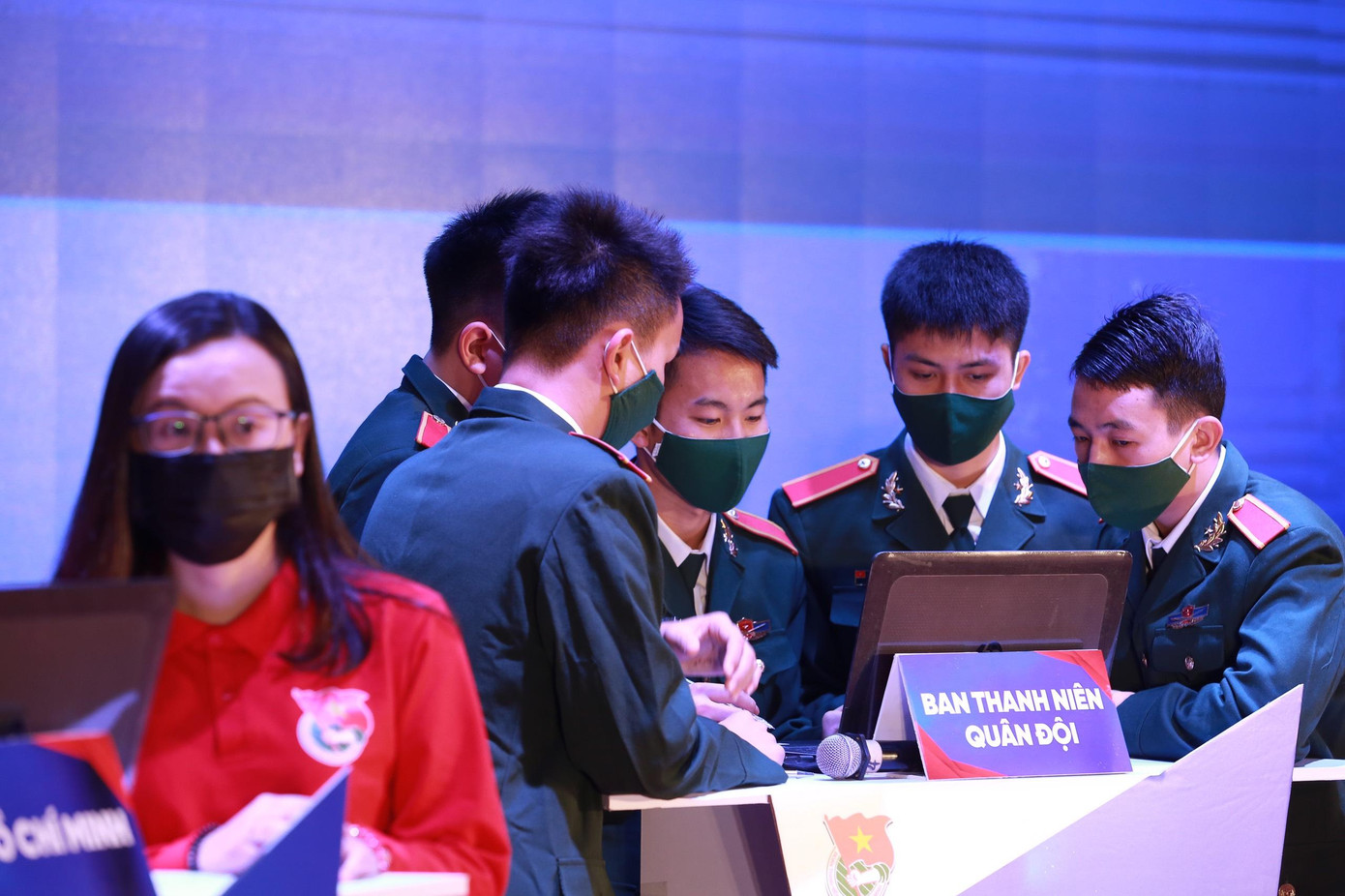 Các đội tranh tài tại vòng chung kết. Ảnh: Lê Hiệp Các đội tranh tài tại vòng chung kết. Ảnh: Lê Hiệp