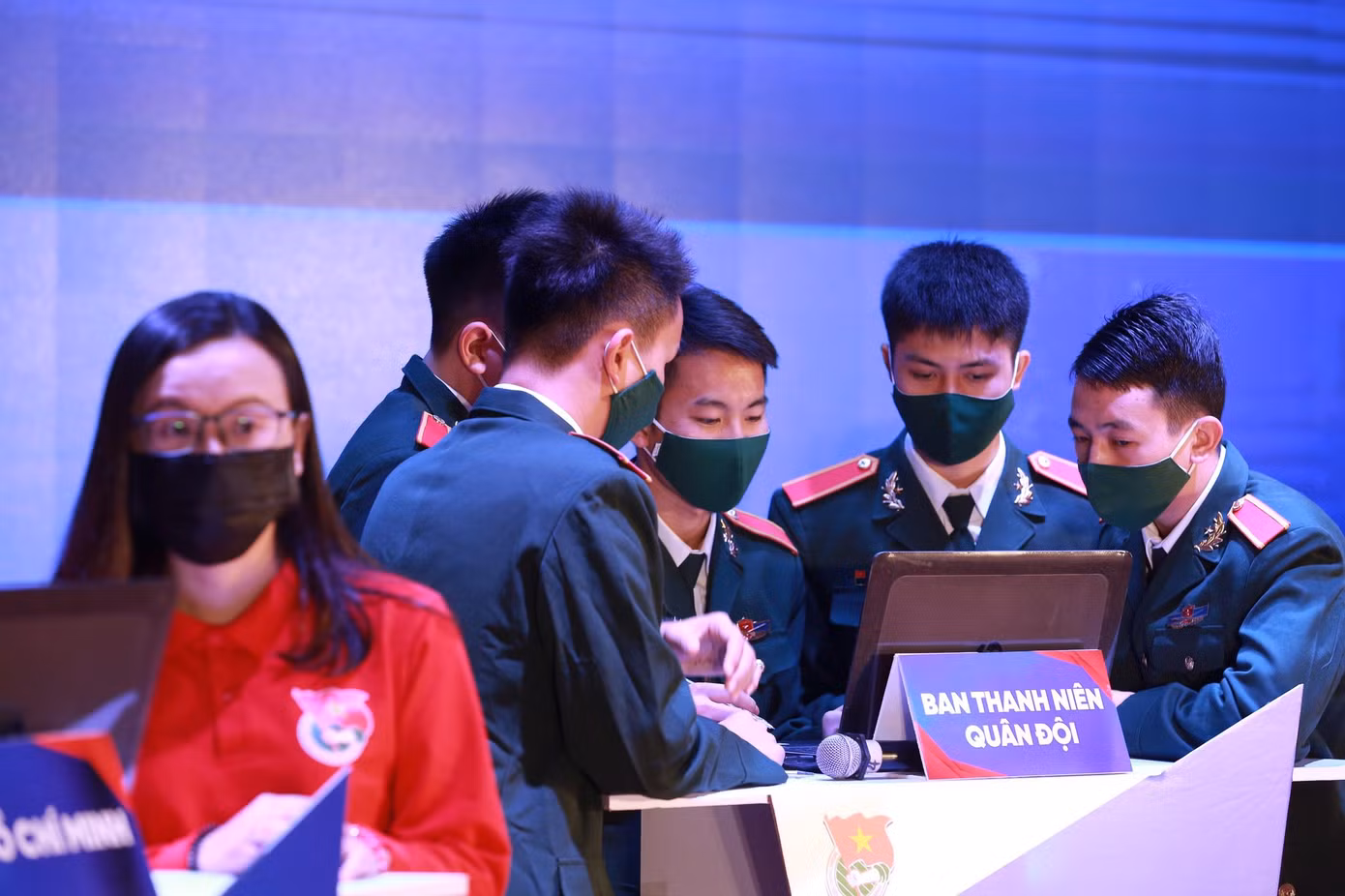 Các đội tranh tài tại vòng chung kết. Ảnh: Lê Hiệp