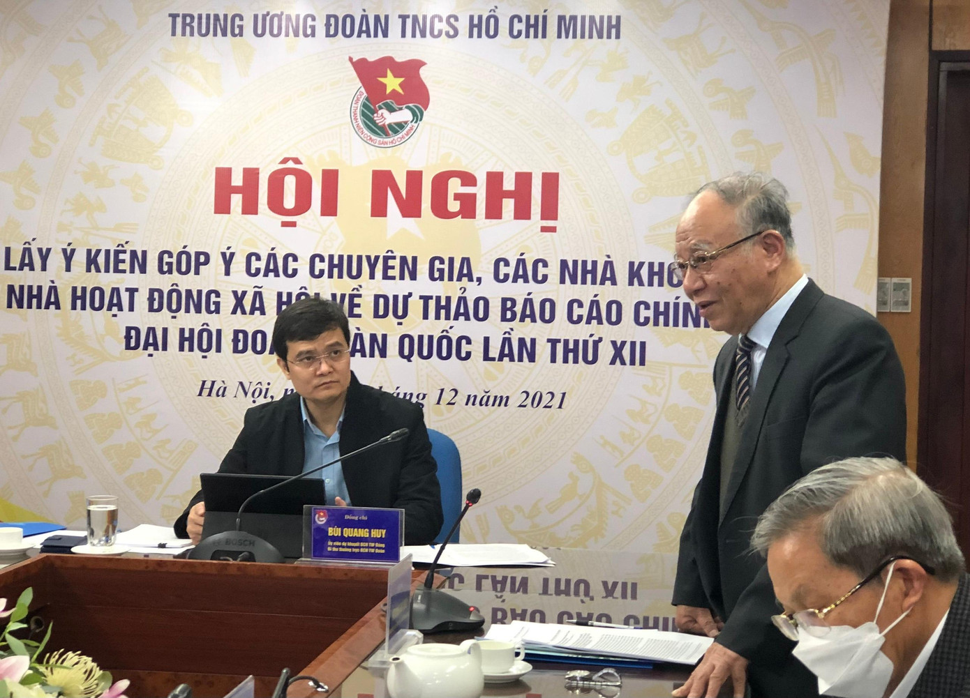 GS. Hoàng Chí Bảo, nguyên Ủy viên Hội đồng lý luận T.Ư trao đổi tại hội nghị GS. Hoàng Chí Bảo, nguyên Ủy viên Hội đồng lý luận T.Ư trao đổi tại hội nghị