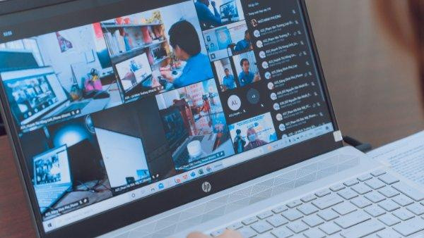 Ban tổ chức giám sát thí sinh thi trực tuyến Ban tổ chức giám sát thí sinh thi trực tuyến