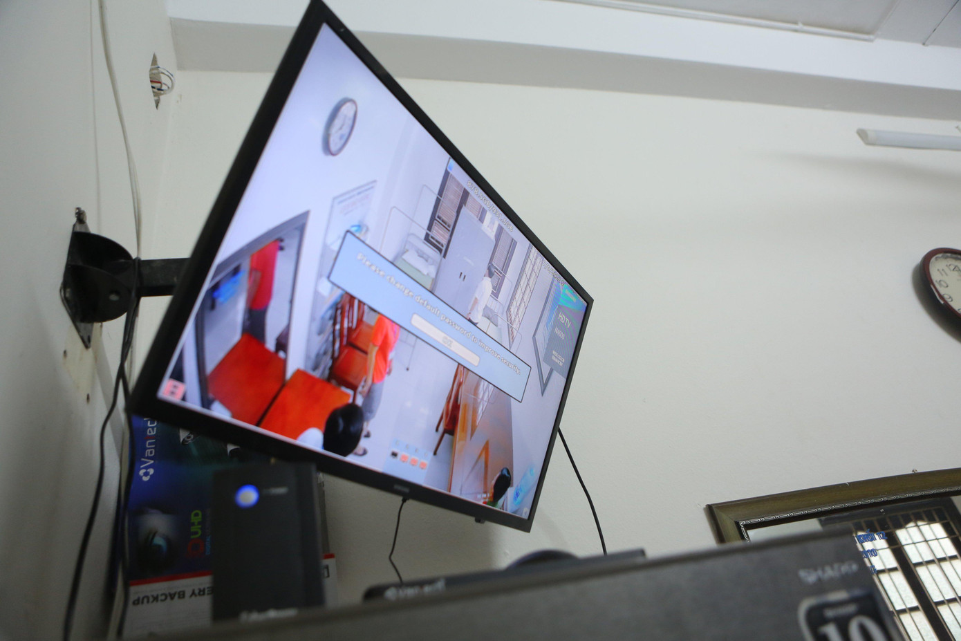 Camera giám sát phòng chứa đề thi, bài thi hoạt động 24/24 Camera giám sát phòng chứa đề thi, bài thi hoạt động 24/24