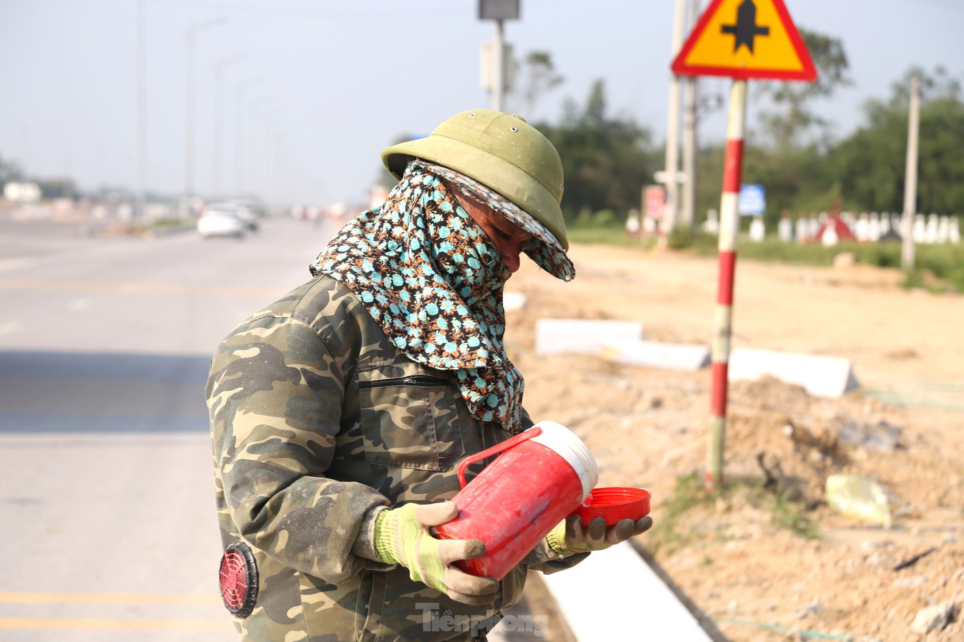 Dự báo phần lớn các tỉnh miền Trung tiếp tục nắng nóng gay gắt trong nhiều ngày tới.