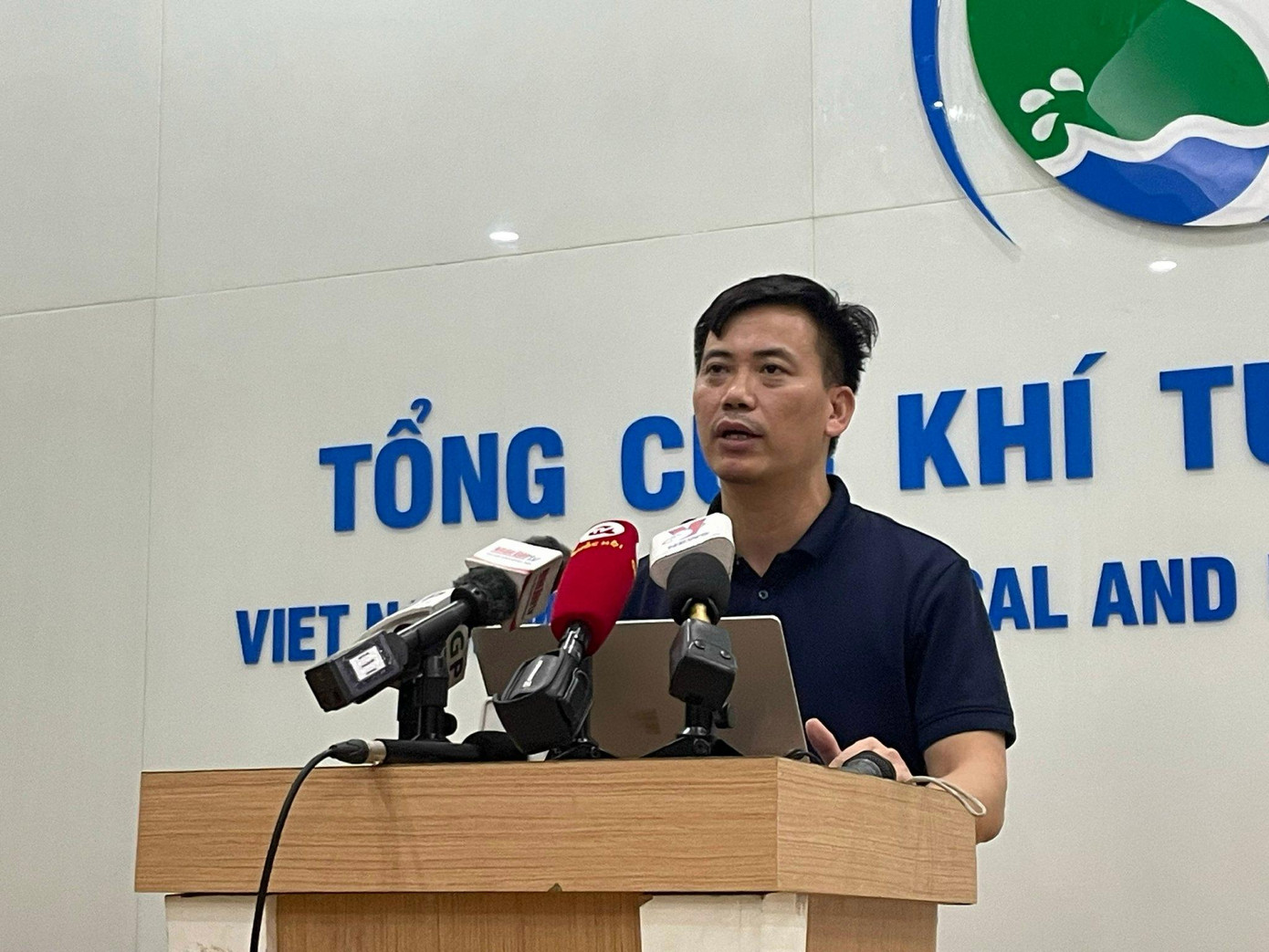 Ông Nguyễn Văn Hưởng, Trưởng phòng Dự báo Thời tiết của Trung tâm Dự báo Khí tượng Thủy văn Quốc gia thông tin về bão Noru.