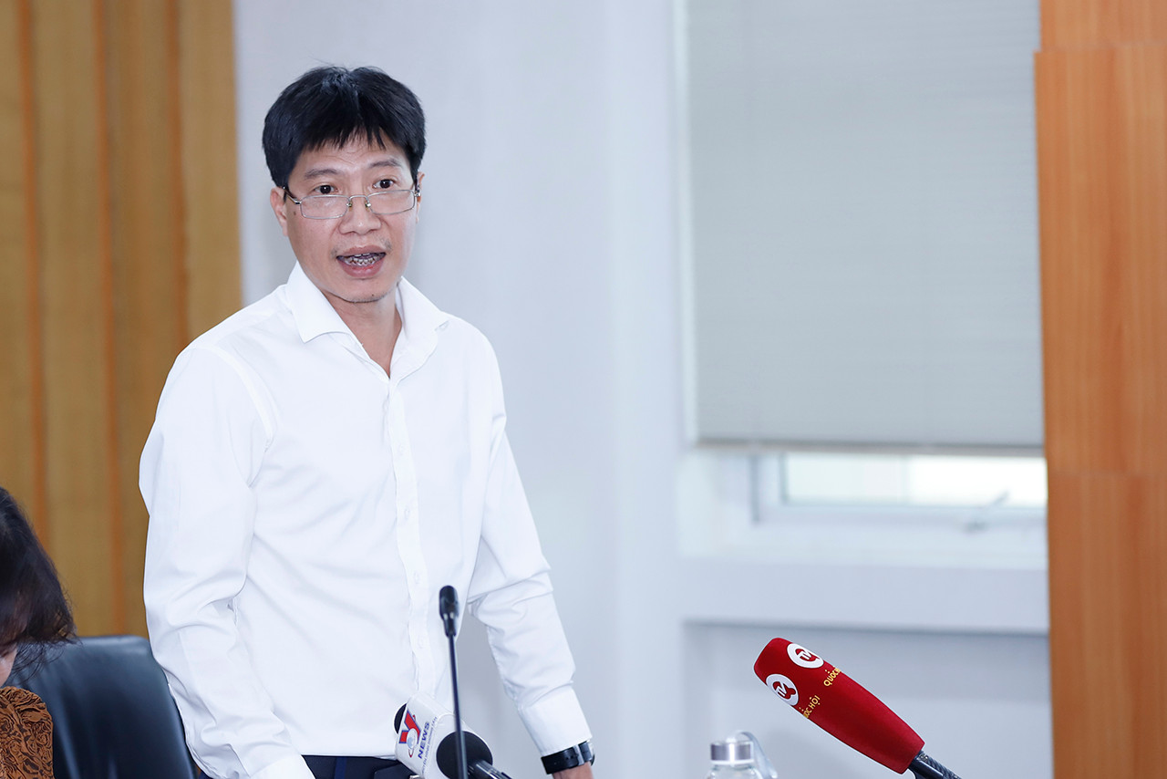 Ông Chu An Trường, Phó Cục trưởng Cục Quy hoạch và Phát triển tài nguyên đất (Bộ TN&MT) chia sẻ thông tin về hai vụ đấu giá đất tại Thanh Oai và Hoài Đức. Ông Chu An Trường, Phó Cục trưởng Cục Quy hoạch và Phát triển tài nguyên đất (Bộ TN&MT) chia sẻ thông tin về hai vụ đấu giá đất tại Thanh Oai và Hoài Đức.