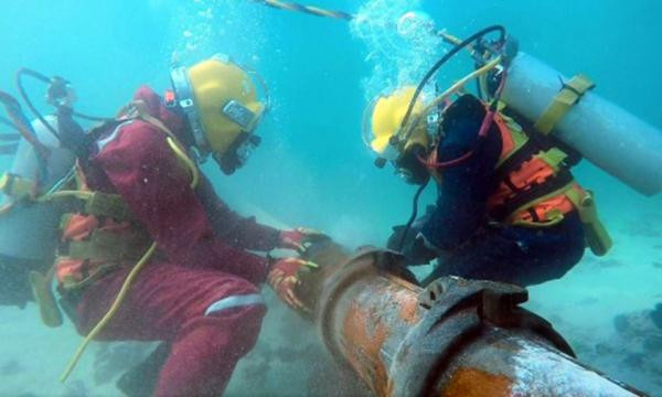 Cáp quang biển liên tiếp gặp sự cố. Cáp quang biển liên tiếp gặp sự cố.