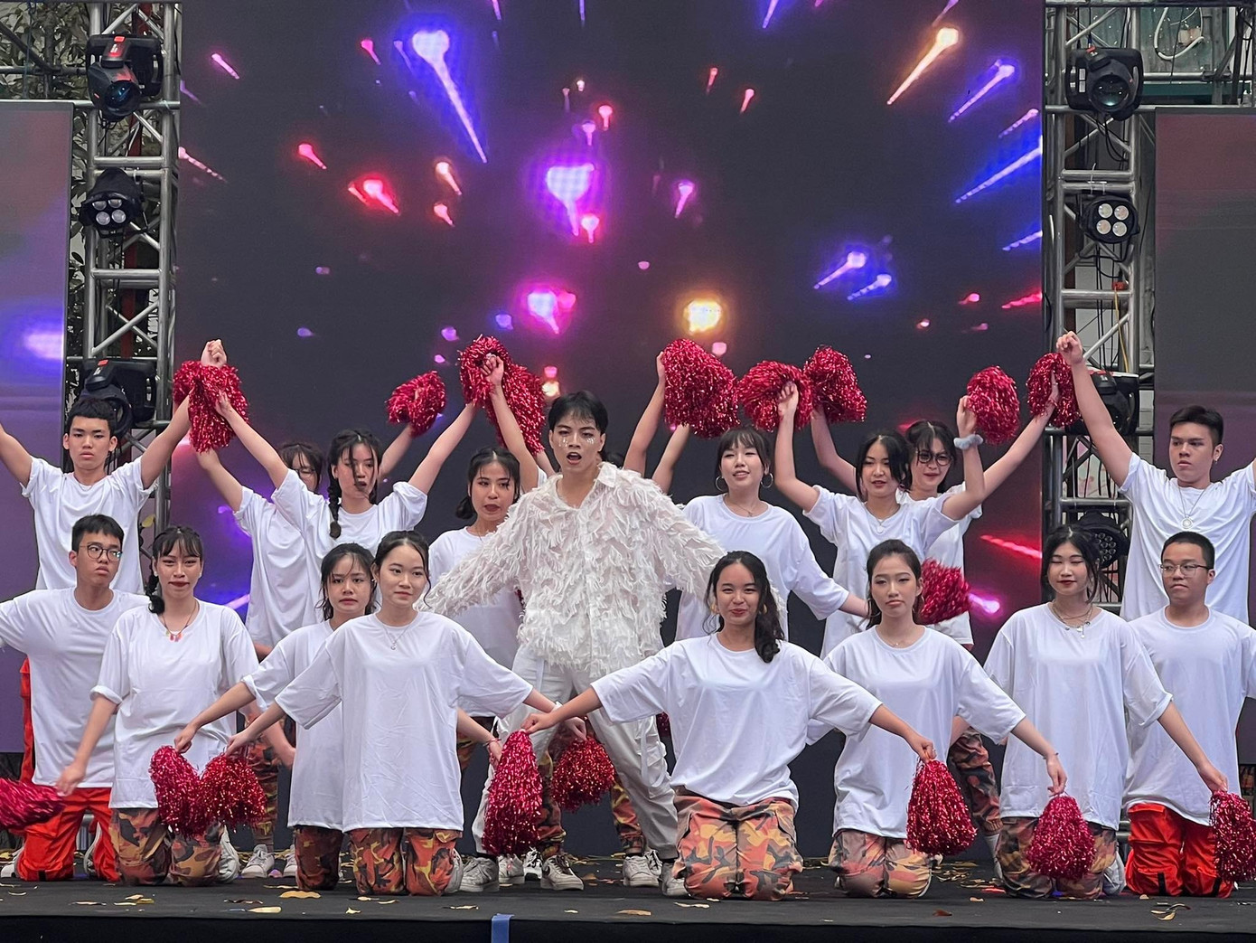 Lần đầu tiên Hà Nội tổ chức liên hoan âm nhạc cho học sinh.