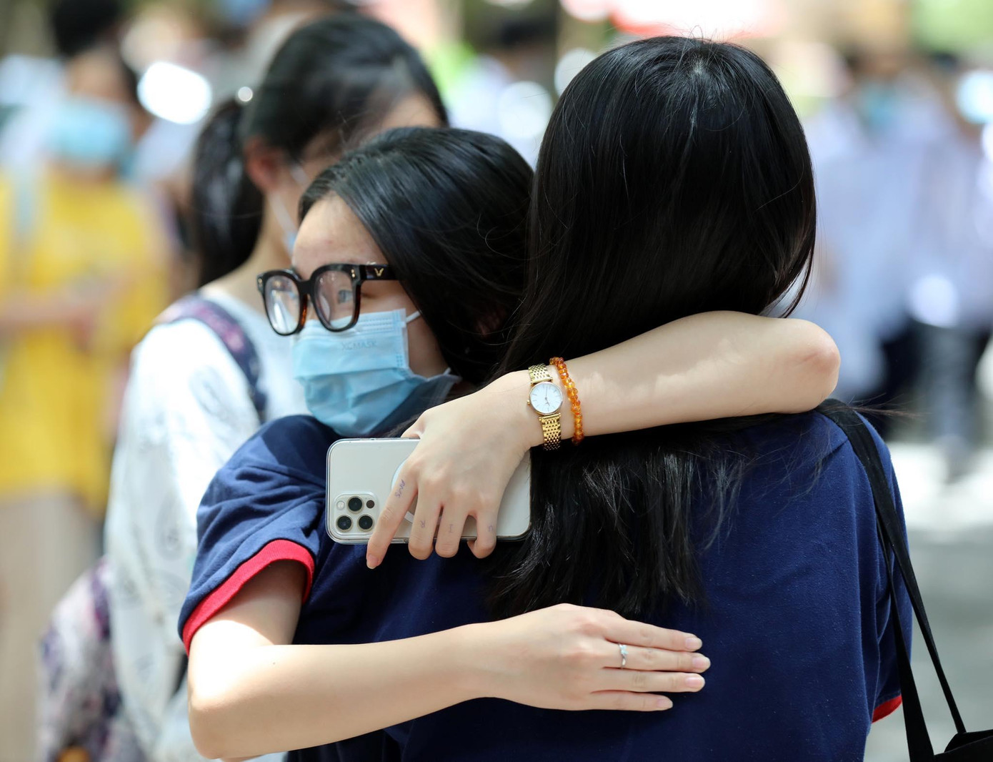 Đúng 9 giờ sáng ngày mai, tất cả thí sinh tham dự kỳ thi tuyển sinh lớp 10 Hà Nội sẽ đến điểm thi nghe phổ biến quy chế thi tuyển lớp 10. (ảnh: Như Ý)