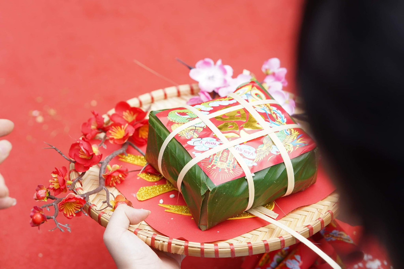 Thành phẩm là bánh chưng vuông vắn, xinh xắn. Thành phẩm là bánh chưng vuông vắn, xinh xắn.