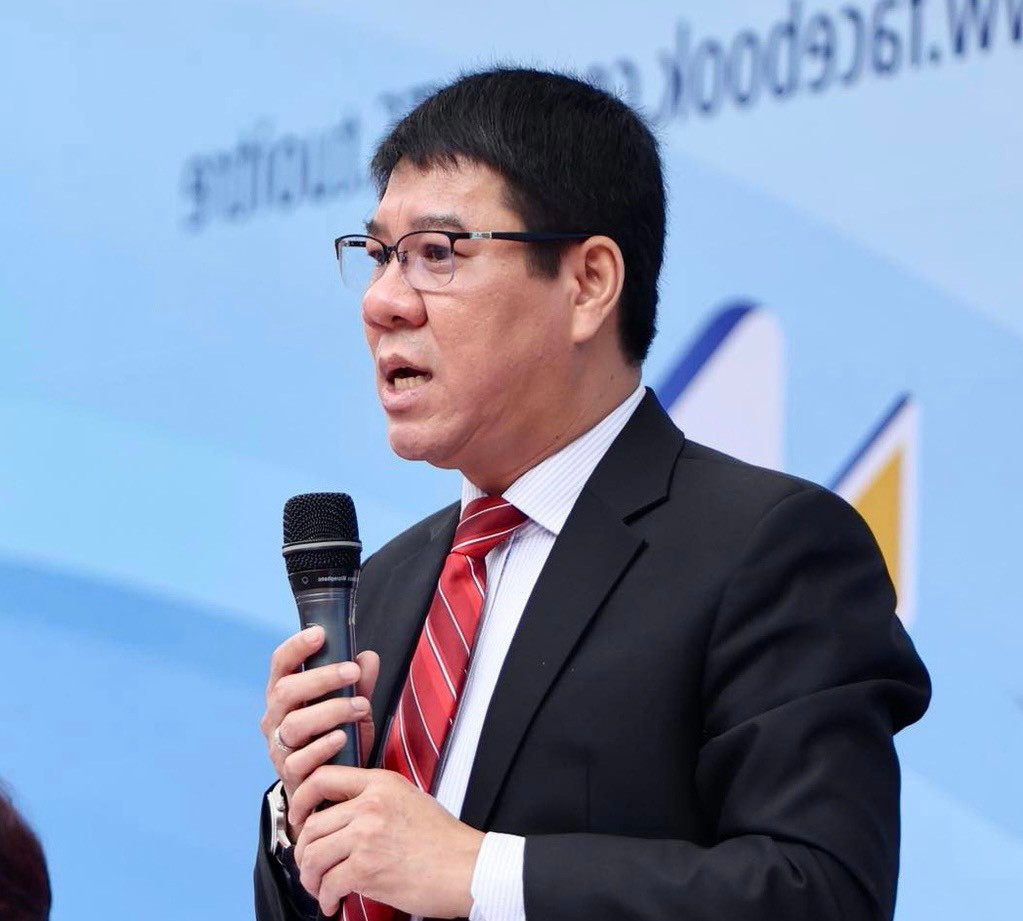 PGS.TS Huỳnh Văn Chương, Cục trưởng Cục Quản lý chất lượng, Bộ GD&ĐT. PGS.TS Huỳnh Văn Chương, Cục trưởng Cục Quản lý chất lượng, Bộ GD&ĐT.