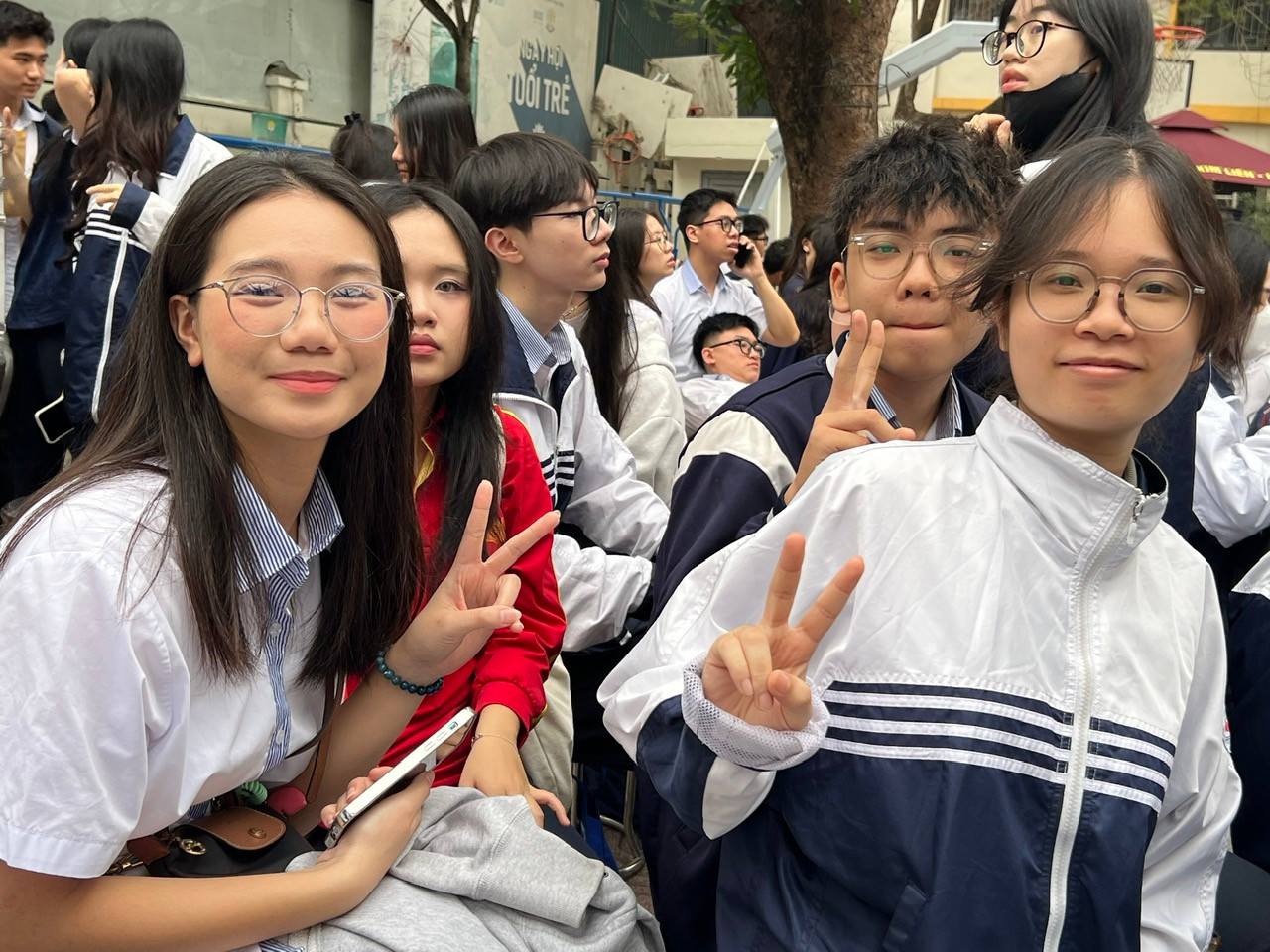 Sở GD&ĐT Hà Nội yêu cầu các trường rà soát, phân loại trình độ học sinh để có phương án tổ chức ôn tập, bồi dưỡng cho các em ôn thi tốt nghiệp. Sở GD&ĐT Hà Nội yêu cầu các trường rà soát, phân loại trình độ học sinh để có phương án tổ chức ôn tập, bồi dưỡng cho các em ôn thi tốt nghiệp.