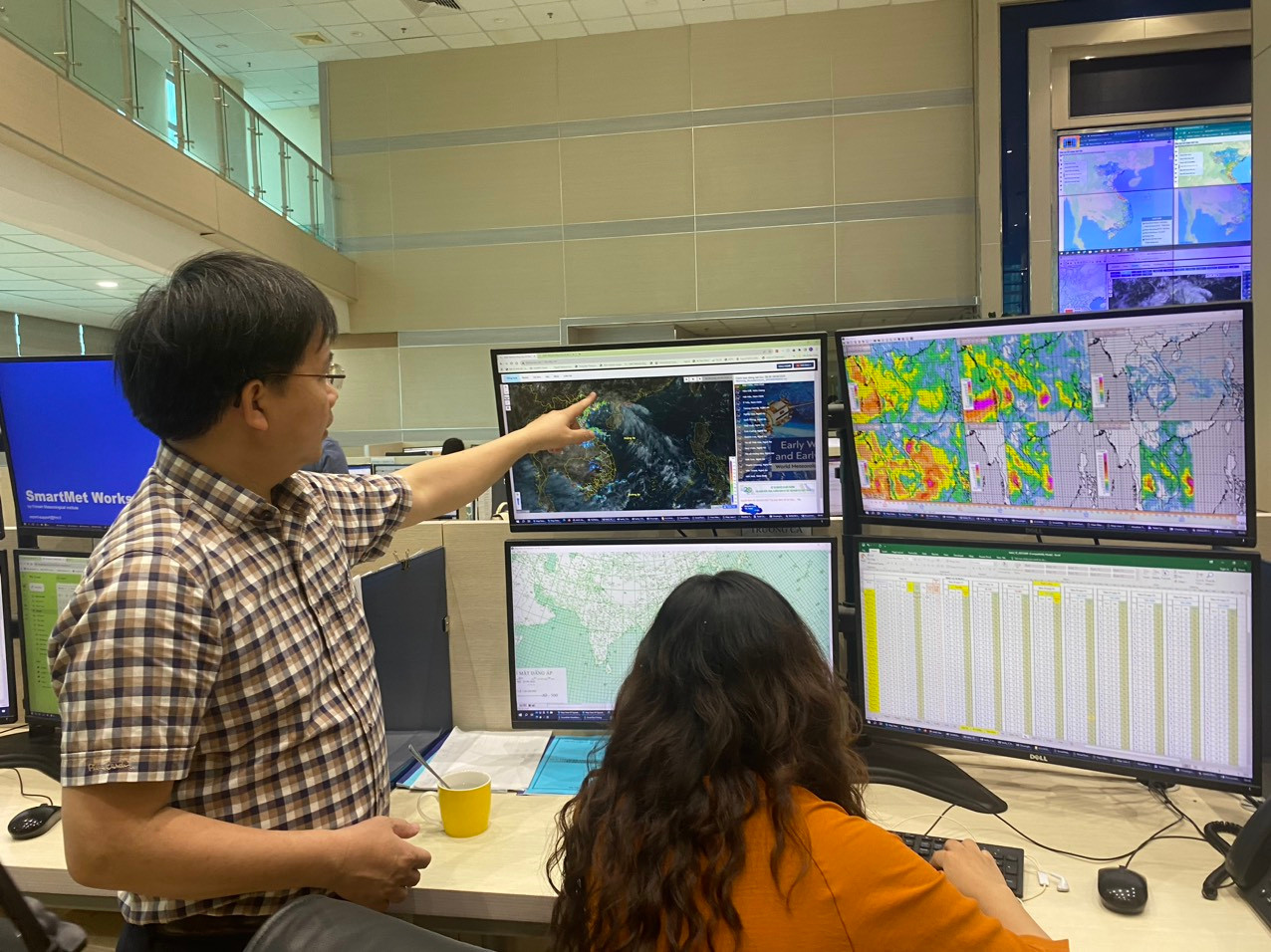 Việt Nam tăng cường hiện đại hoá mạng lưới quan trắc, dự báo khí tượng thuỷ văn trong những năm qua. Ảnh: Hoài Linh. Việt Nam tăng cường hiện đại hoá mạng lưới quan trắc, dự báo khí tượng thuỷ văn trong những năm qua. Ảnh: Hoài Linh.