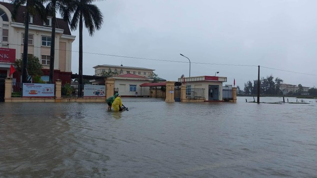 Các tỉnh từ Hà Tĩnh đến Quảng Nam hôm nay đón mưa rất lớn.