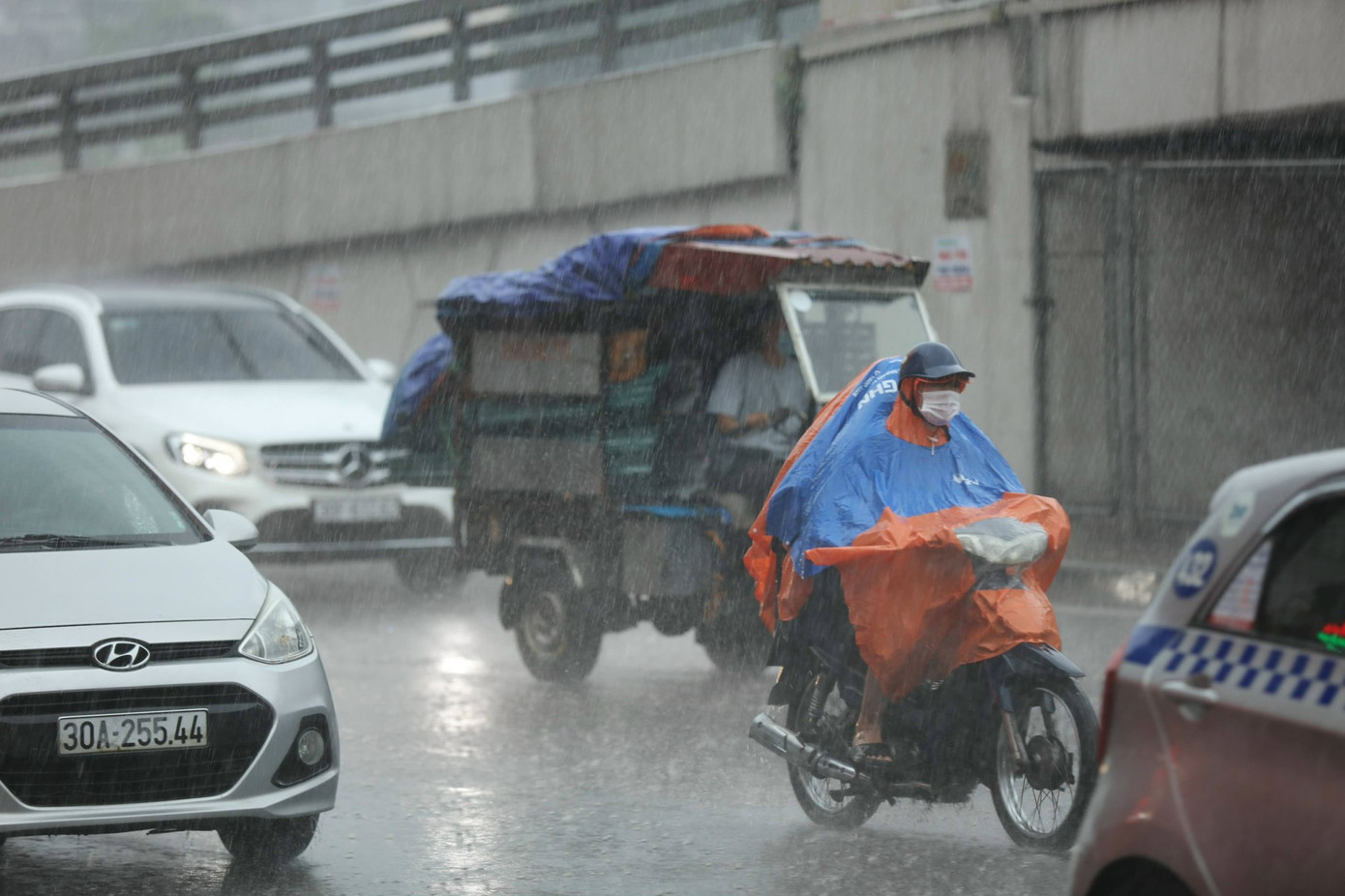 Miền Bắc đón mưa dông diện rộng từ chiều nay (30/4). Miền Bắc đón mưa dông diện rộng từ chiều nay (30/4).