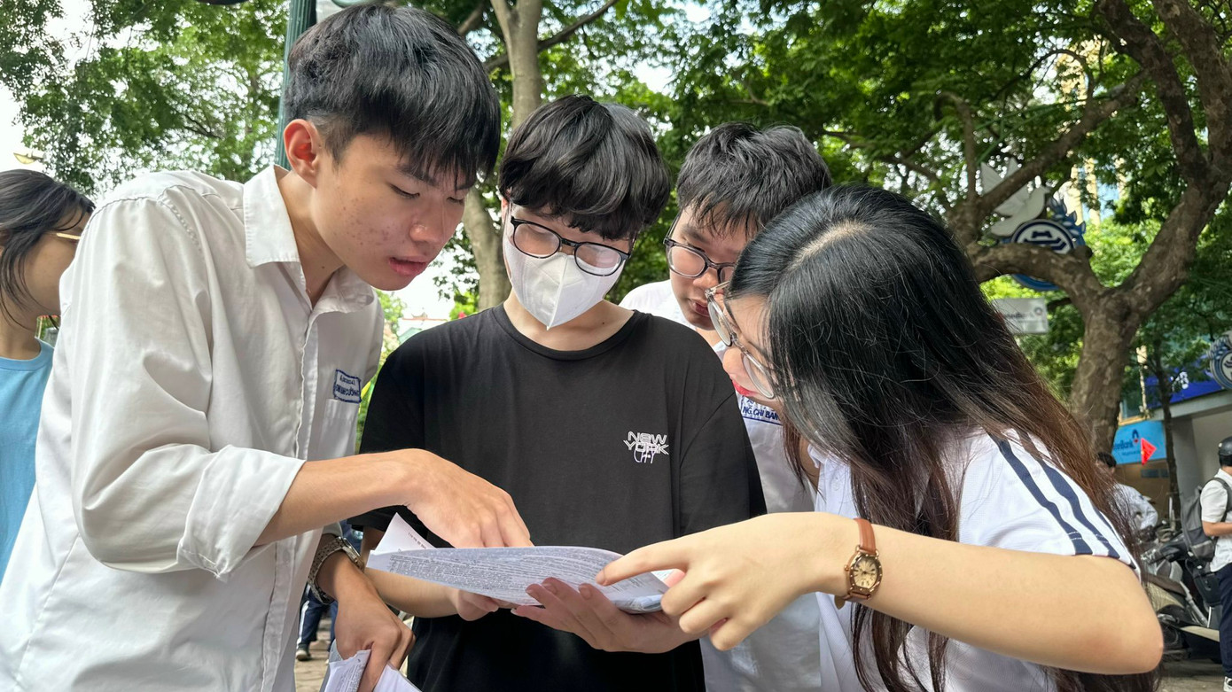 Năm nay là năm đầu tiên, kỳ thi Tốt nghiệp THPT được tổ chức theo chương trình GDPT 2018 với nhiều điểm mới. (ảnh: Như Ý) Năm nay là năm đầu tiên, kỳ thi Tốt nghiệp THPT được tổ chức theo chương trình GDPT 2018 với nhiều điểm mới. (ảnh: Như Ý)