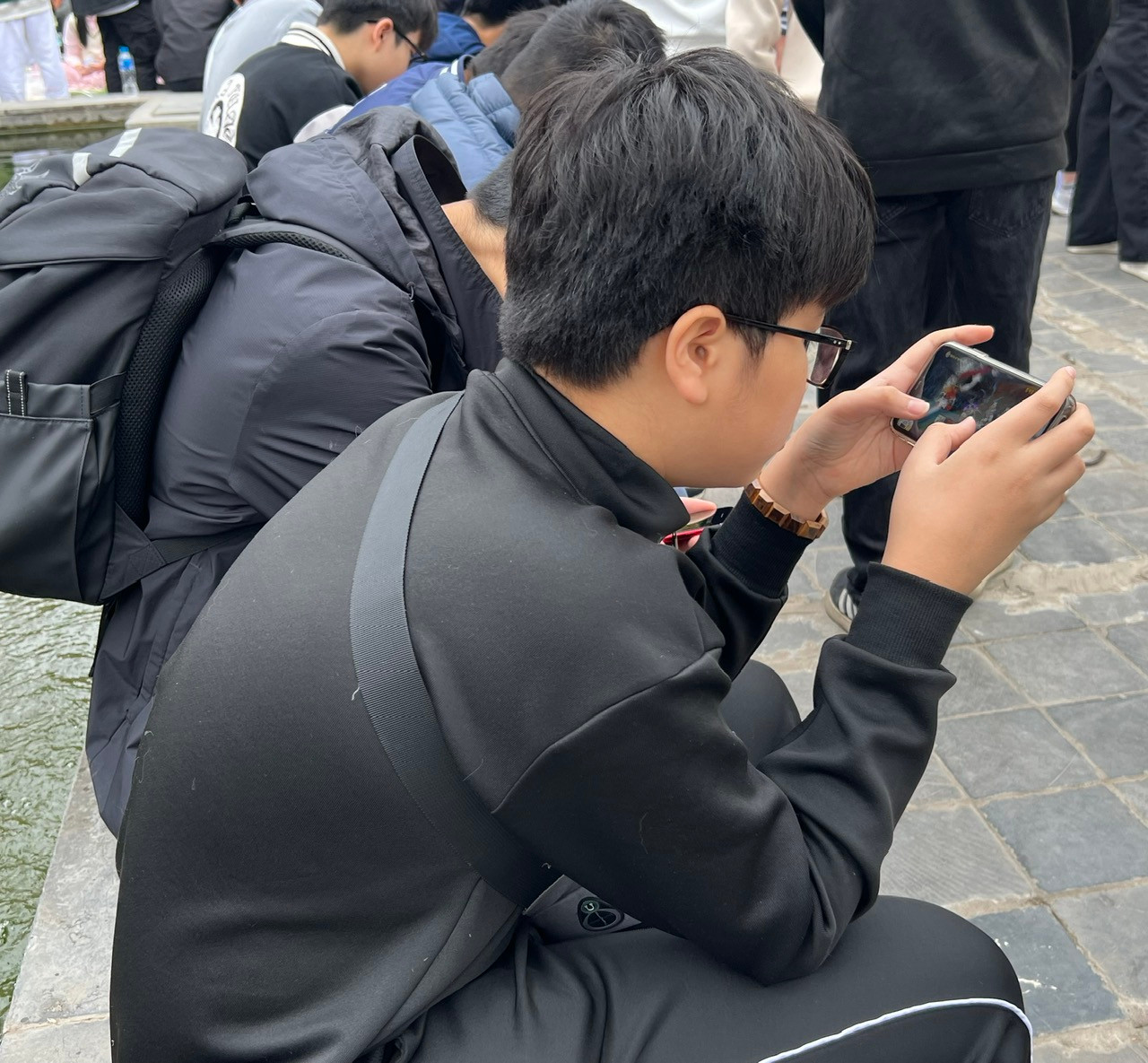 Bộ GD&ĐT đưa ra dự thảo quy định hình thức khen thưởng, kỷ luật, trong đó giảm nhẹ hình thức kỷ luật đối với học sinh vi phạm các quy định so với hiện hành. Bộ GD&ĐT đưa ra dự thảo quy định hình thức khen thưởng, kỷ luật, trong đó giảm nhẹ hình thức kỷ luật đối với học sinh vi phạm các quy định so với hiện hành.