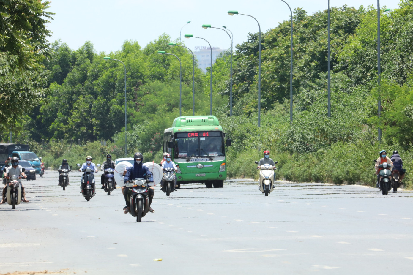 Từ trưa chiều nay (17/4), miền Bắc sẽ hửng nắng. Ảnh: Như Ý.