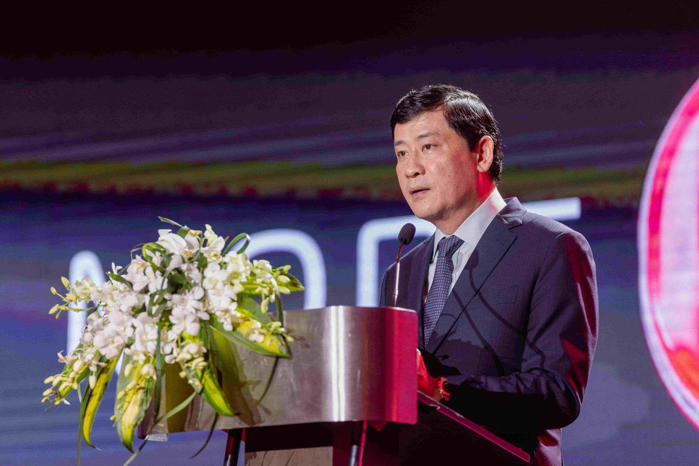 Ông Đỗ Minh Phương – Phó Tổng giám đốc Tập đoàn Viettel phát biểu tại ra mắt Công ty TNHH MTV Dịch vụ Khách hàng Viettel.