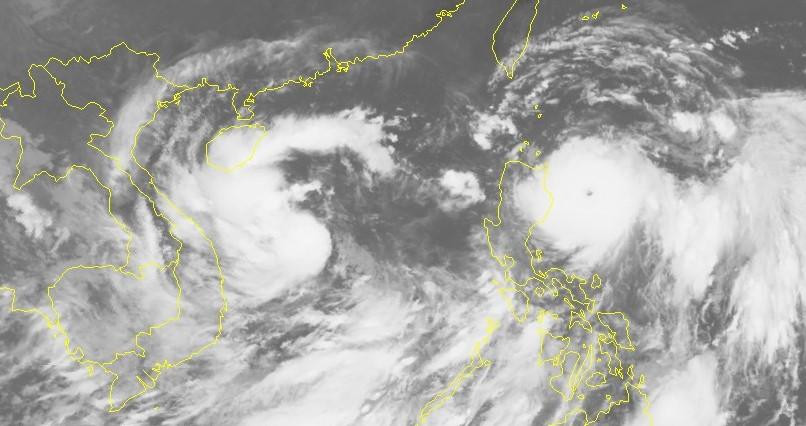 Bão Côn Sơn có hoàn lưu rất rộng, dự báo sẽ gây mưa lớn dọc các tỉnh từ Thanh Hóa đến Quảng Ngãi.