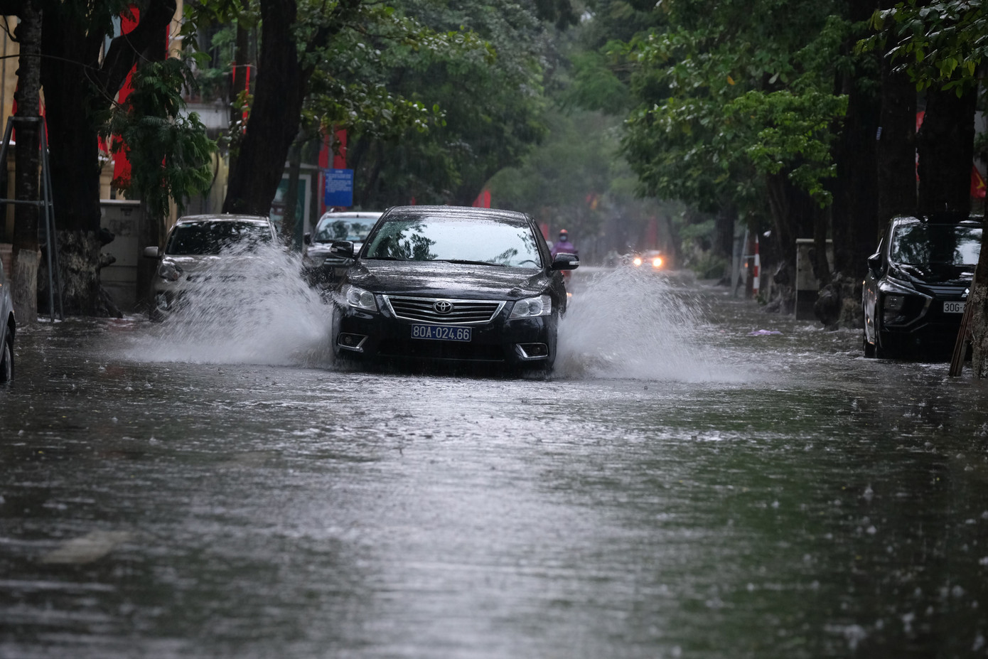 Miền Bắc tiếp tục mưa lớn trong hôm nay (1/8).