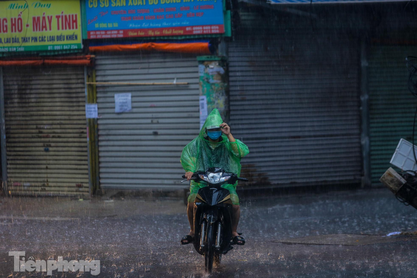 Nhiều vùng trên cả nước đón mưa dông trong hai ngày tới.