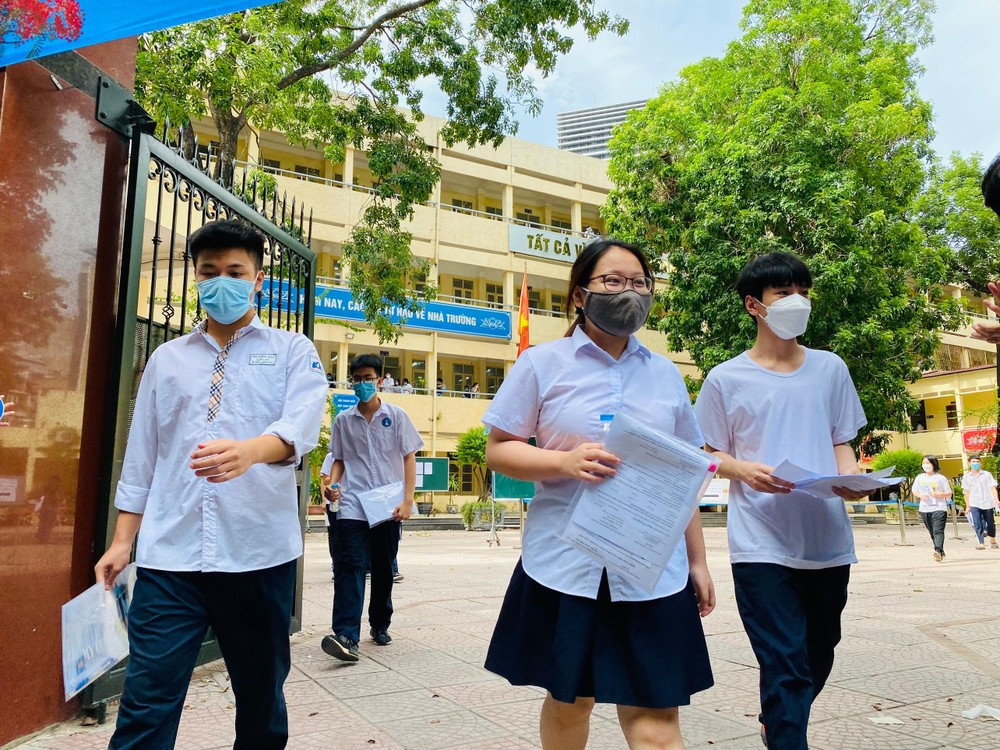 Việc học tập và đăng ký nguyện vọng vào lớp 10 là quyền, nhu cầu của học sinh, cha mẹ học sinh, Hà Nội yêu cầu không tư vấn học sinh mang tính ép buộc. Việc học tập và đăng ký nguyện vọng vào lớp 10 là quyền, nhu cầu của học sinh, cha mẹ học sinh, Hà Nội yêu cầu không tư vấn học sinh mang tính ép buộc.