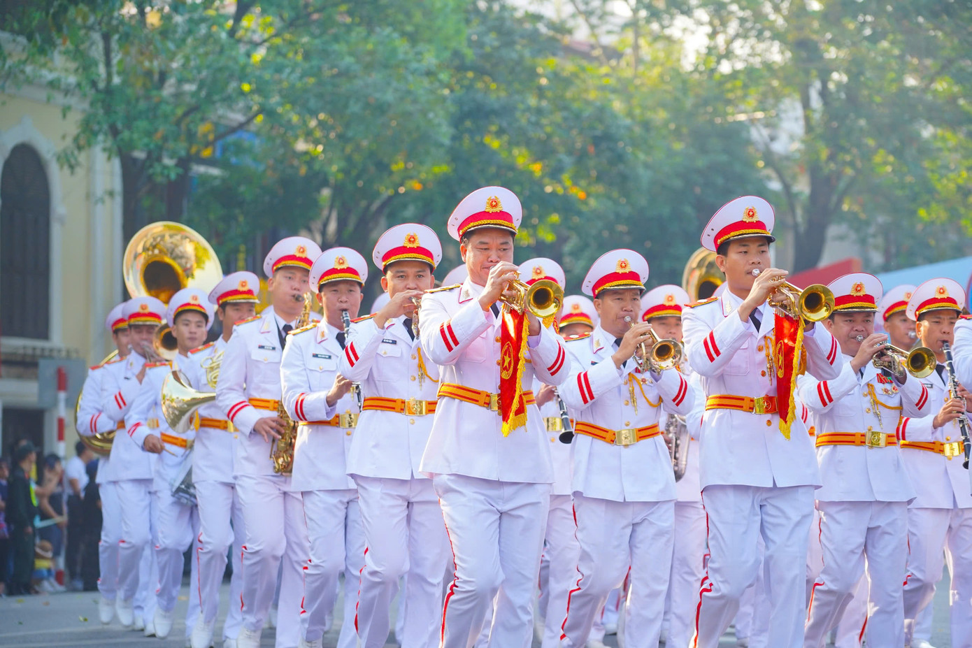 Đội nghi lễ Quân đội, Bộ Tổng Tham mưu diễu hành trên nền nhạc "Bác vẫn cùng chúng cháu hành quân".