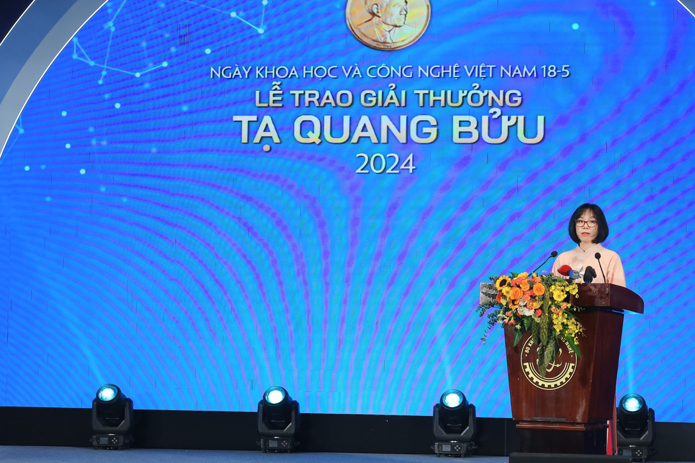 TS Nguyễn Thị Kim Thanh chia sẻ tại Lễ trao giải Tạ Quang Bửu 2024 (sáng 15/5).