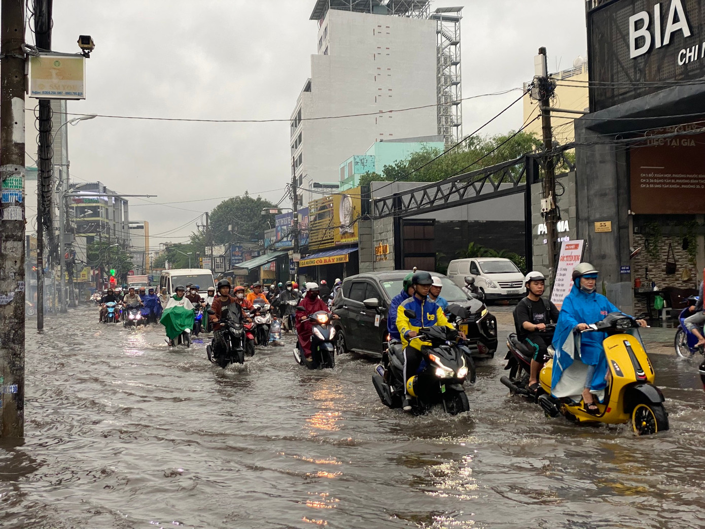 Nam Bộ, Tây Nguyên có thể đón mưa lớn vào chiều tối nay. Nam Bộ, Tây Nguyên có thể đón mưa lớn vào chiều tối nay.