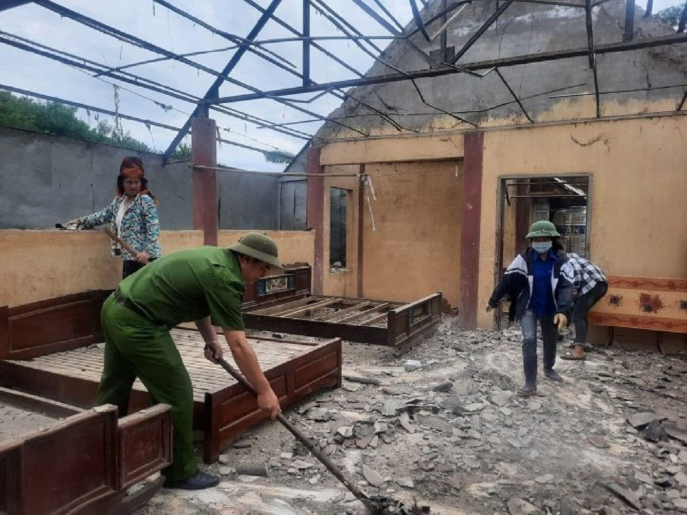 Trận động đất ngày 27/7/2020 ở Mộc Châu khiến nhiều công trình bị hư hại.