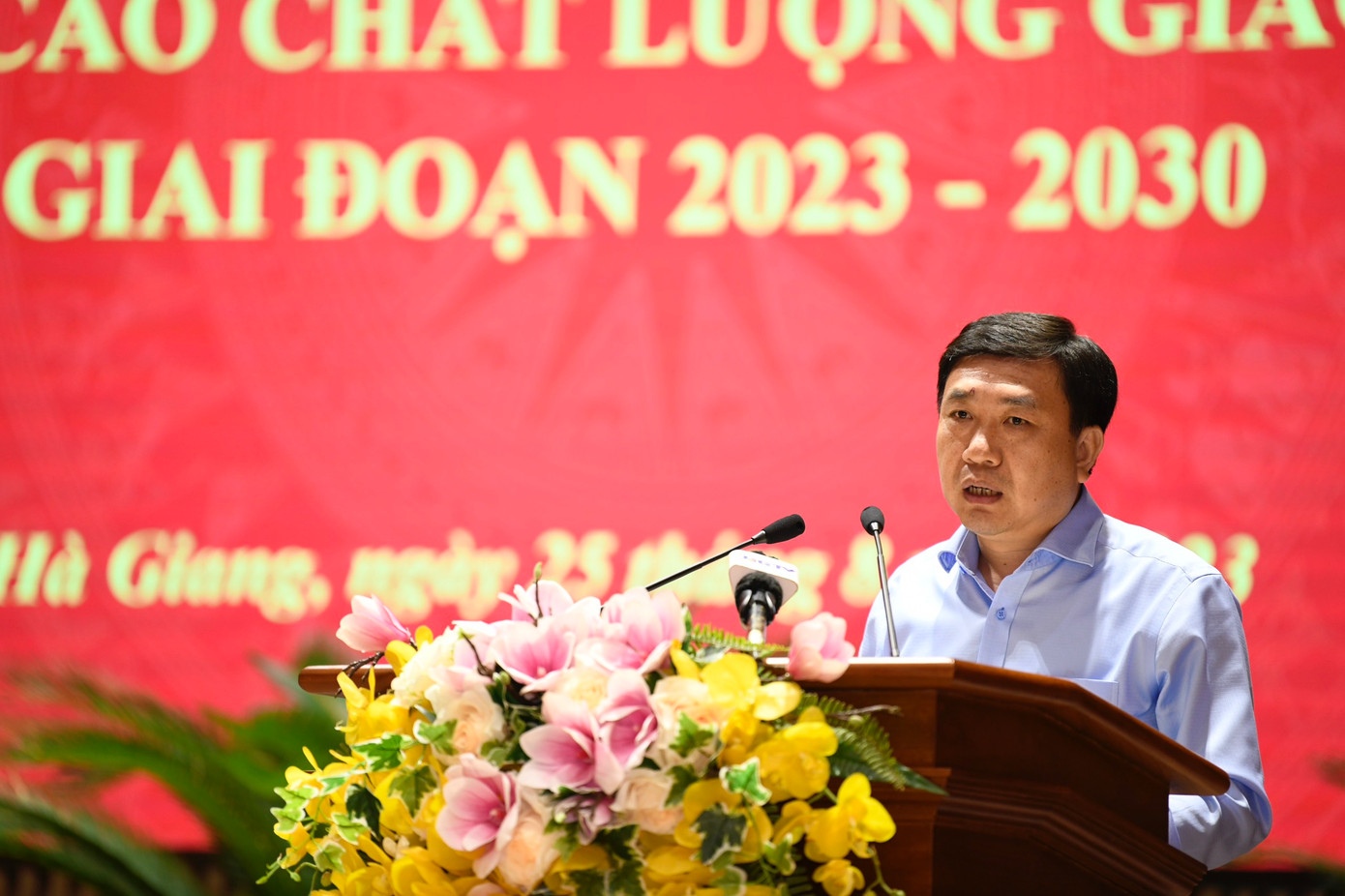 Quyền Bí thư tỉnh uỷ Hà Giang Nguyễn Mạnh Dũng yêu cầu: đánh giá chất lượng giáo dục thực chất ở tất cả các cấp học, quyết tâm xóa bỏ “bệnh thành tích". Quyền Bí thư tỉnh uỷ Hà Giang Nguyễn Mạnh Dũng yêu cầu: đánh giá chất lượng giáo dục thực chất ở tất cả các cấp học, quyết tâm xóa bỏ “bệnh thành tích".