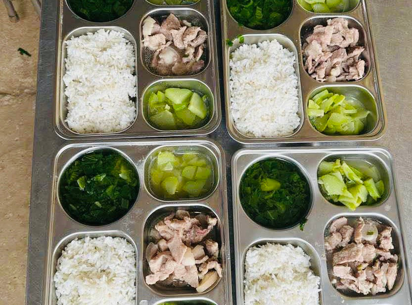 Sau khi các đoàn kiểm tra làm việc, bữa ăn của học sinh Trường PTDTBT TH Nậm Tỵ đã được cải thiện. Sau khi các đoàn kiểm tra làm việc, bữa ăn của học sinh Trường PTDTBT TH Nậm Tỵ đã được cải thiện.