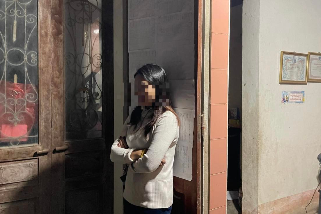 Cô Phan Thị H. cho biết, đã nhiều lần báo cáo sự việc với Ban giám hiệu nhà trường nhưng không được xử lý. (ảnh M.H)