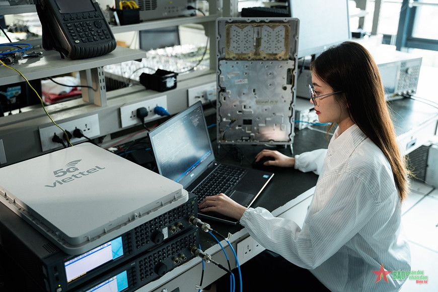 Viettel triển khai thành công trạm 5G đầu tiên trên mạng lưới sử dụng công nghệ chip ASIC hỗ trợ chuẩn mở Open RAN cho thiết bị vô tuyến 5G của Qualcomm.