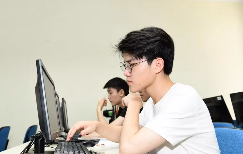 Đại học Bách Khoa Hà Nội công bố phương án quy đổi điểm chuẩn tương đương giữa các phương thức tuyển sinh. Đại học Bách Khoa Hà Nội công bố phương án quy đổi điểm chuẩn tương đương giữa các phương thức tuyển sinh.