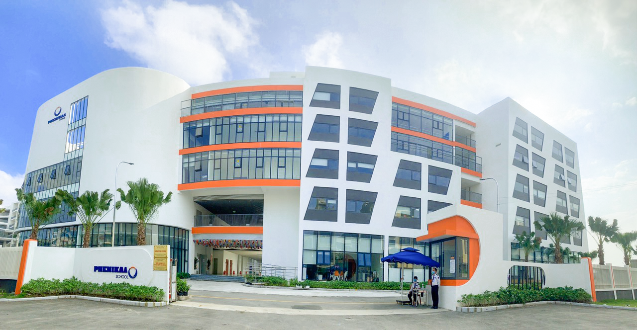 Trường THCS – THPT Phenikaa.