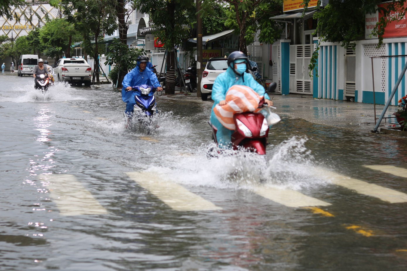 Đà Nẵng hôm nay tiếp tục đón mưa dông rải rác.