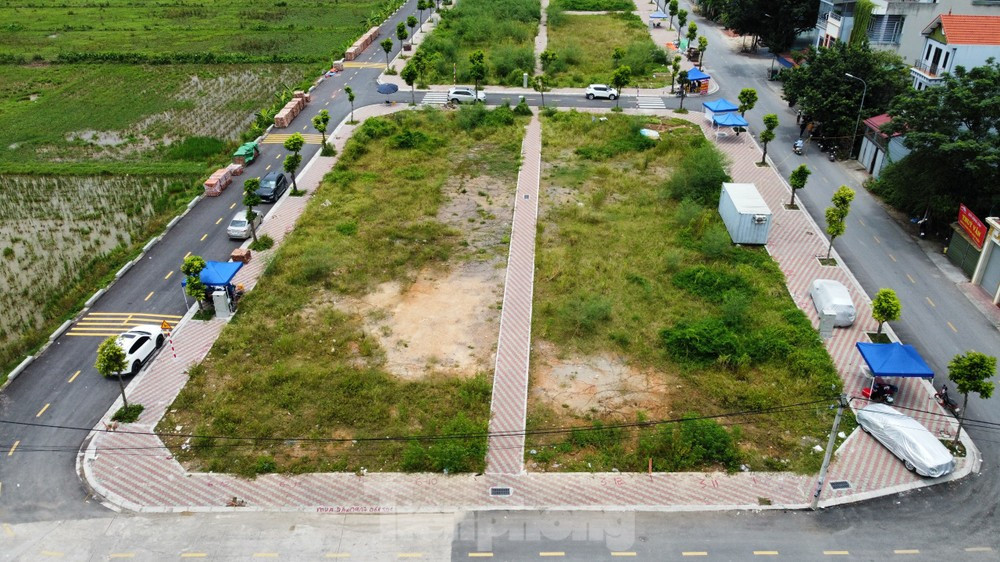 Khu vực đất đấu giá tại Thanh Oai gây xôn xao thời gian qua. Khu vực đất đấu giá tại Thanh Oai gây xôn xao thời gian qua.