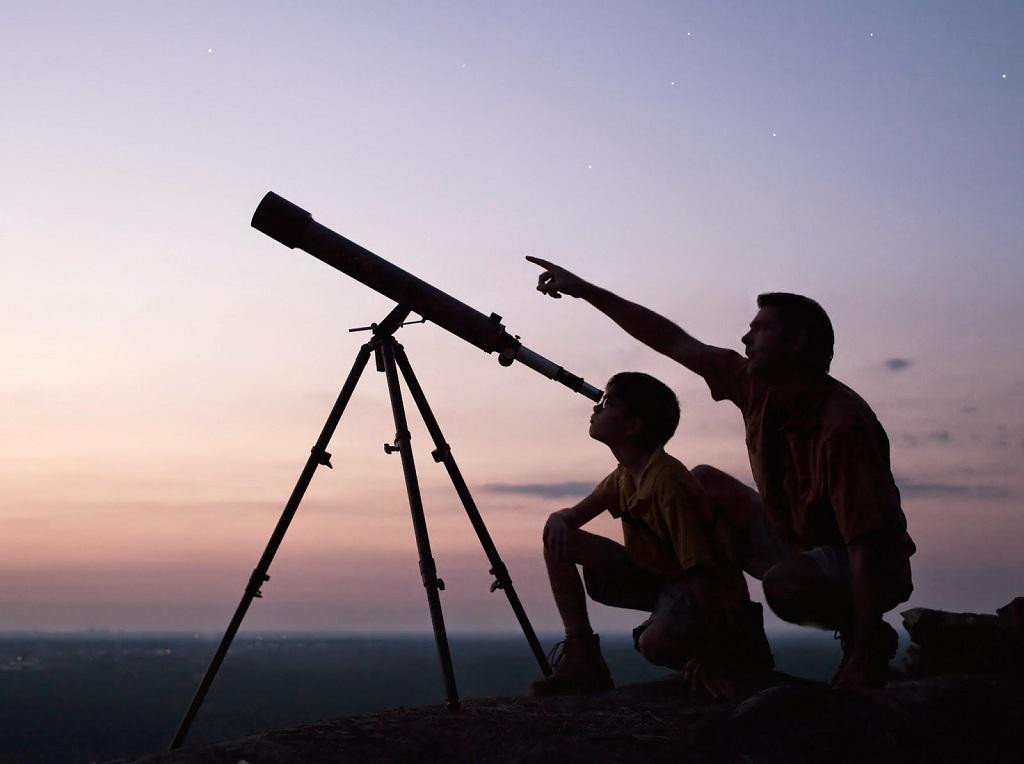 Nguyệt thực có thể quan sát bằng mắt thường, rõ nét hơn nếu có kính thiên văn hoặc ống nhòm. Nguyệt thực có thể quan sát bằng mắt thường, rõ nét hơn nếu có kính thiên văn hoặc ống nhòm.