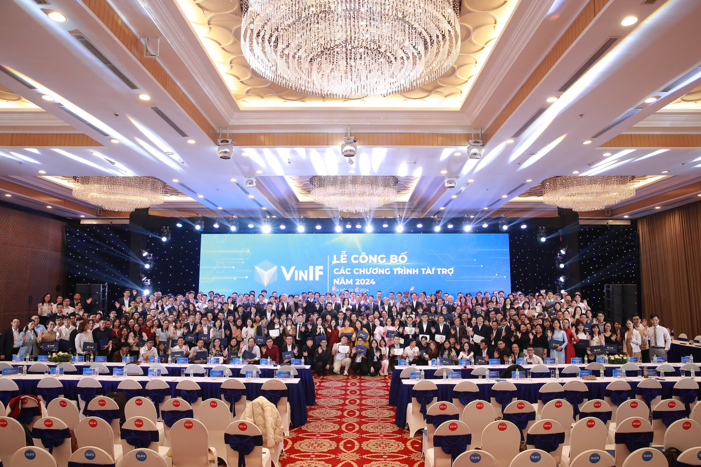 Cộng đồng các nhà khoa học nhận tài trợ dự án và học bổng của Quỹ VinIF năm 2024. Cộng đồng các nhà khoa học nhận tài trợ dự án và học bổng của Quỹ VinIF năm 2024.