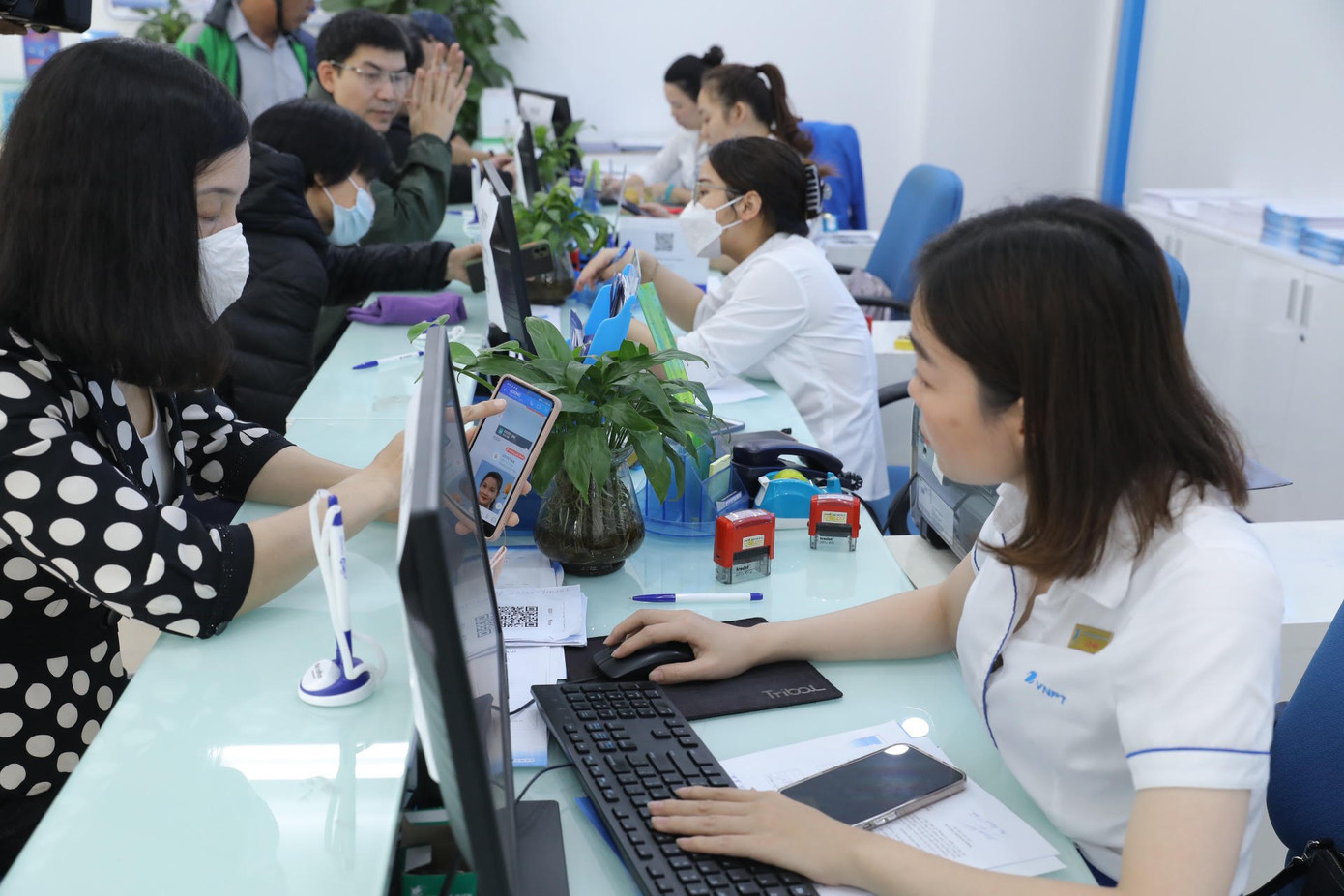 Từ 15/4, các thuê chưa chuẩn hóa thông tin sẽ bị khóa hai chiều. Ảnh: Như Ý.