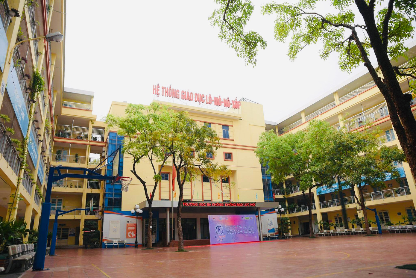 Năm học tới, trường được phê duyệt tuyển sinh 450 em vào lớp 10.