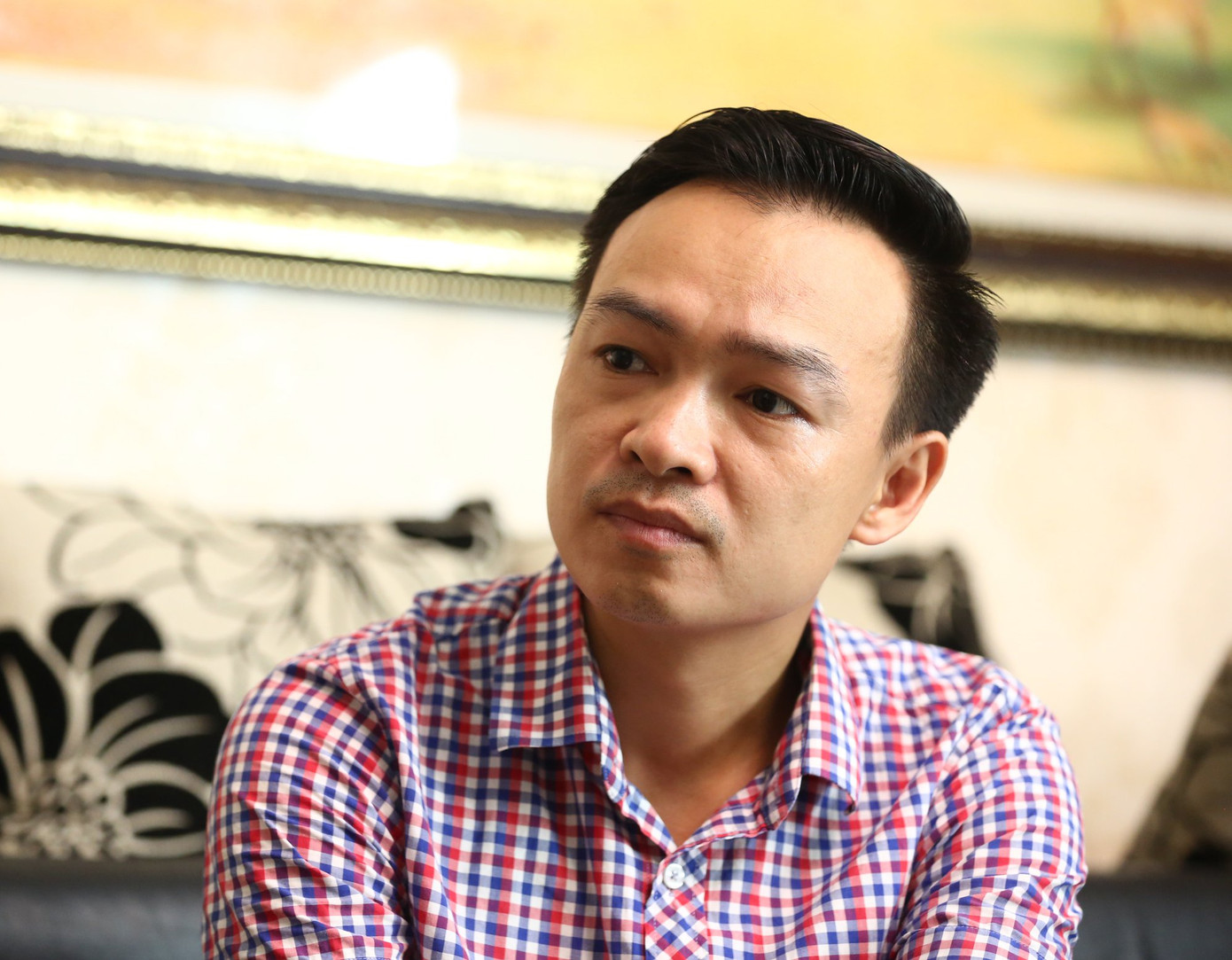 Thầy Trần Mạnh Tùng, giáo viên dạy Toán tại Hà Nội. Thầy Trần Mạnh Tùng, giáo viên dạy Toán tại Hà Nội.