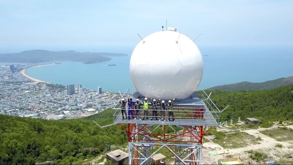Việt Nam sẽ tăng dày mật độ radar thời tiết cho các khu vực trên đất liền, biên giới, các đảo và quần đảo thuộc chủ quyền Việt Nam. Trong ảnh là Trạm radar Quy Nhơn.