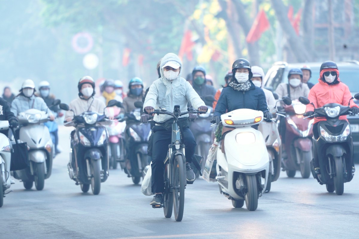 Hà Nội chìm trong ô nhiễm không khí hôm nay (11/2).