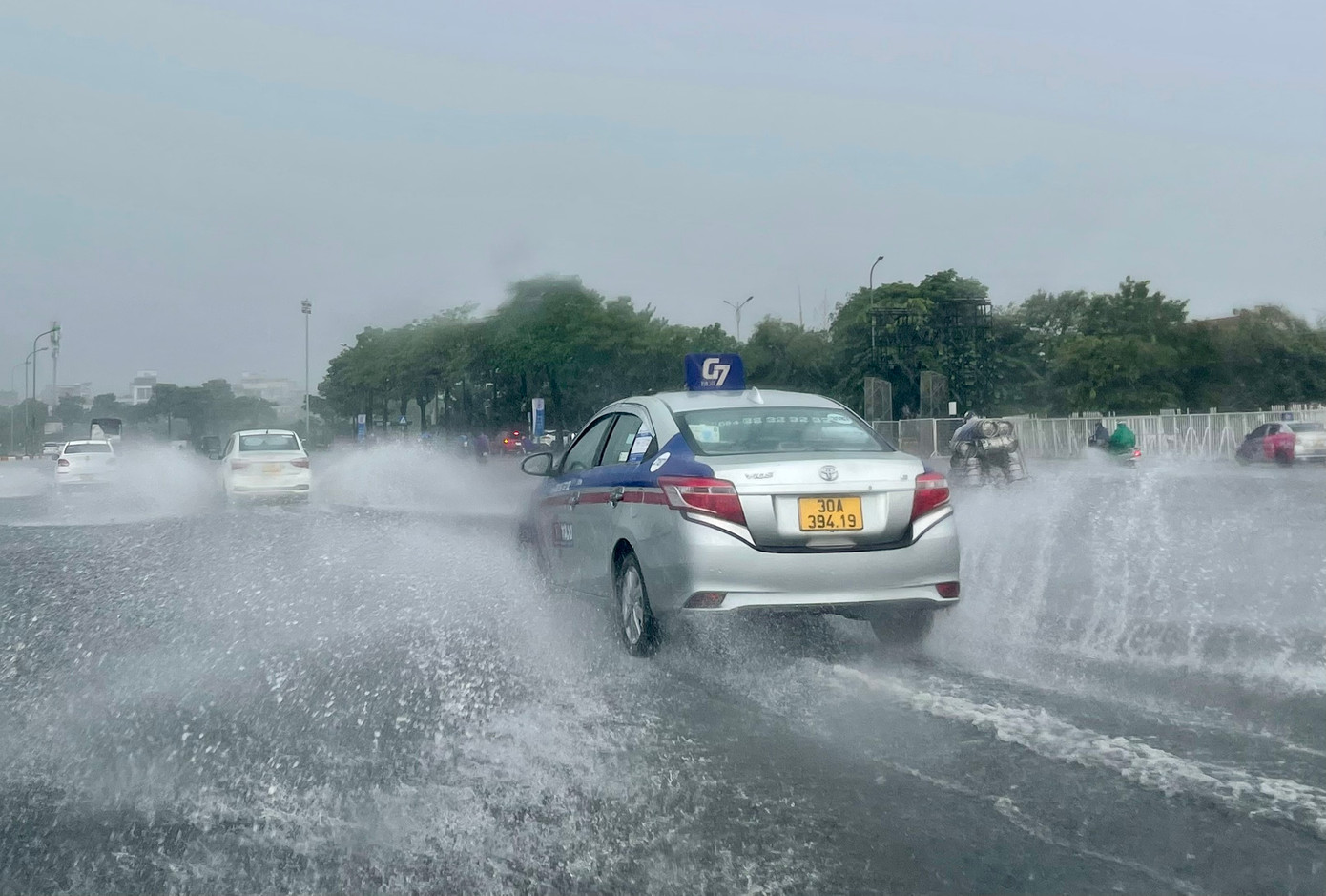 Miền Bắc tiếp tục đón mưa lớn trong hôm nay và ngày mai. Ảnh: Như Ý.