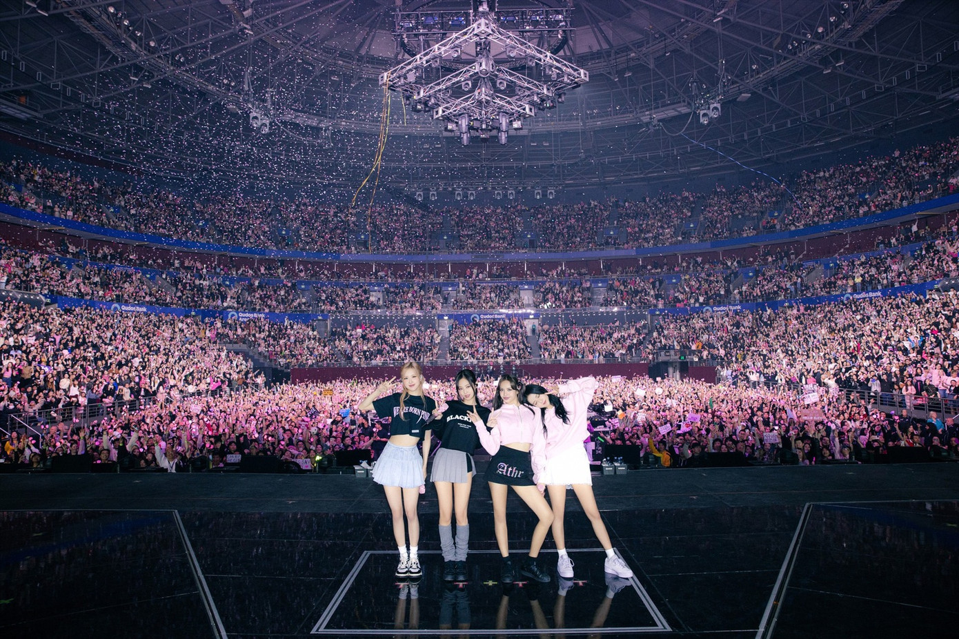 Concert Blackpink là cụm từ được tìm kiếm nhiều trong năm 2023. Concert Blackpink là cụm từ được tìm kiếm nhiều trong năm 2023.