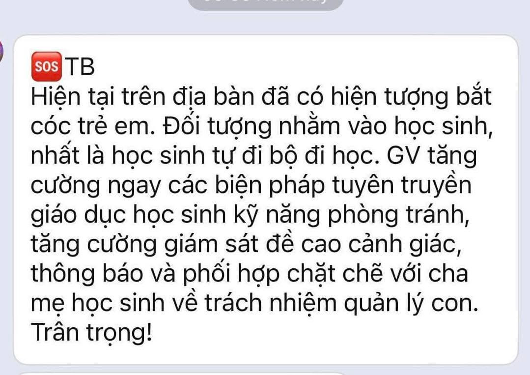 Thông báo của một trường mầm non gửi phụ huynh cảnh giác, quản lý, giám sát chặt chẽ con cái cho là đã có hiện tượng bắt cóc trẻ em.